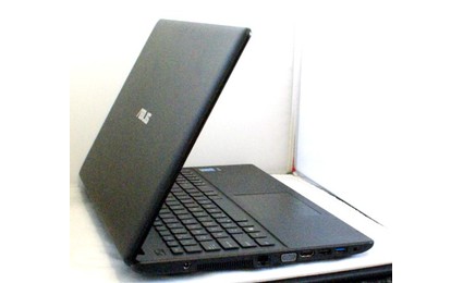 2144743-laptop-asus-f551c-notebook-pc-0